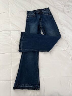 Tractr BLU High Rise Flare Jeans Size 27 Dark Wash Raw Hem